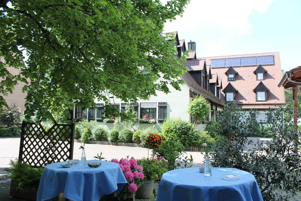 Hotel Hoefler B&B Núremberg Exterior foto